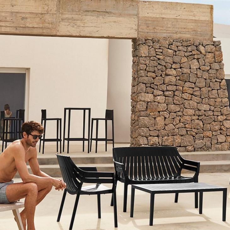 Table basse outdoor pour salon de jardin SPRITZ Archirivolto Design pour piscine et terrasse 56030